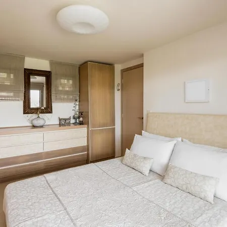 #flh - Citrus Pool Villa, Pefkochori Villa *